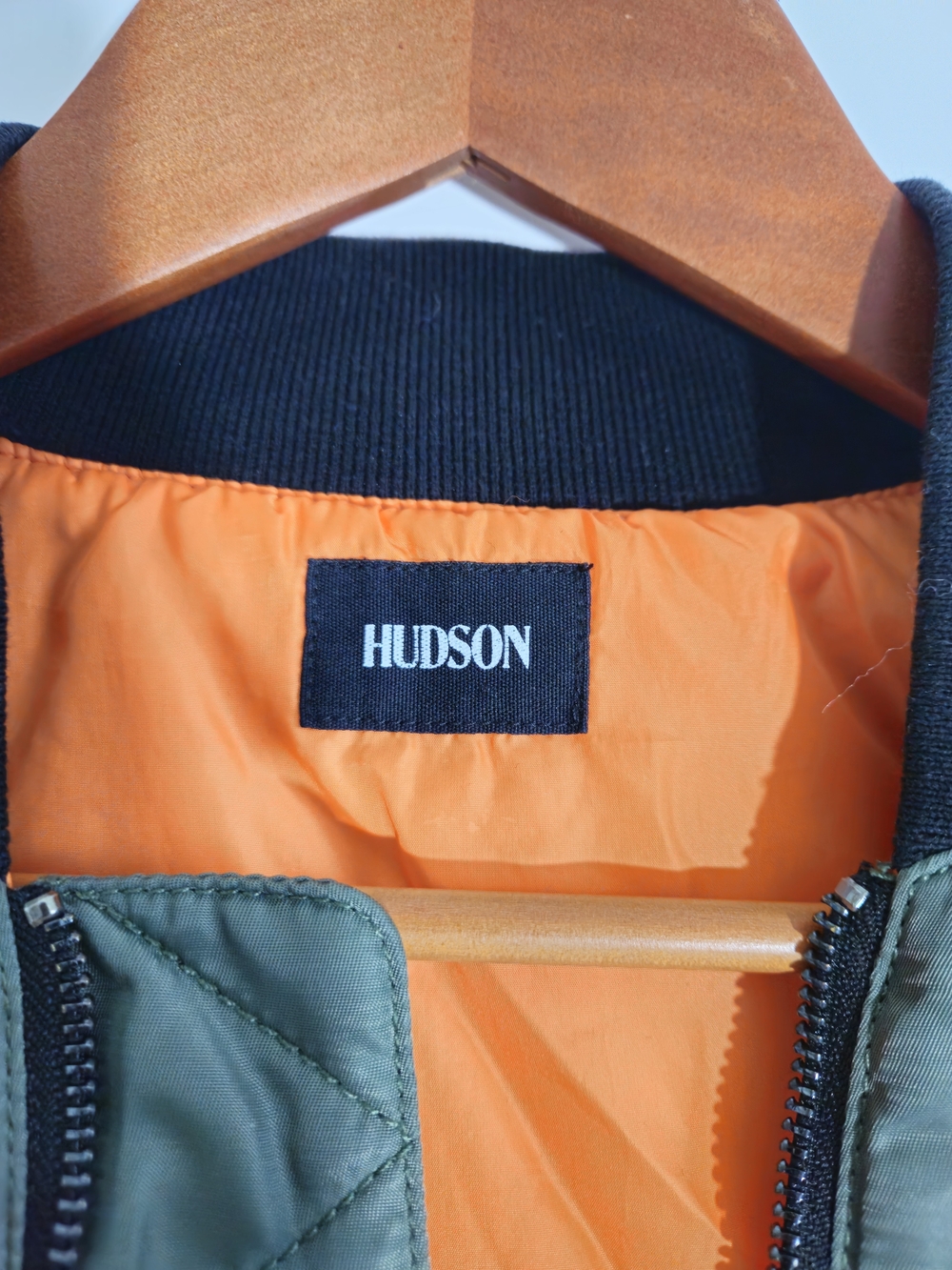 NWOT Hudson Jeans × Revolve Rogue Cropped Bomber - Picture 4 of 6